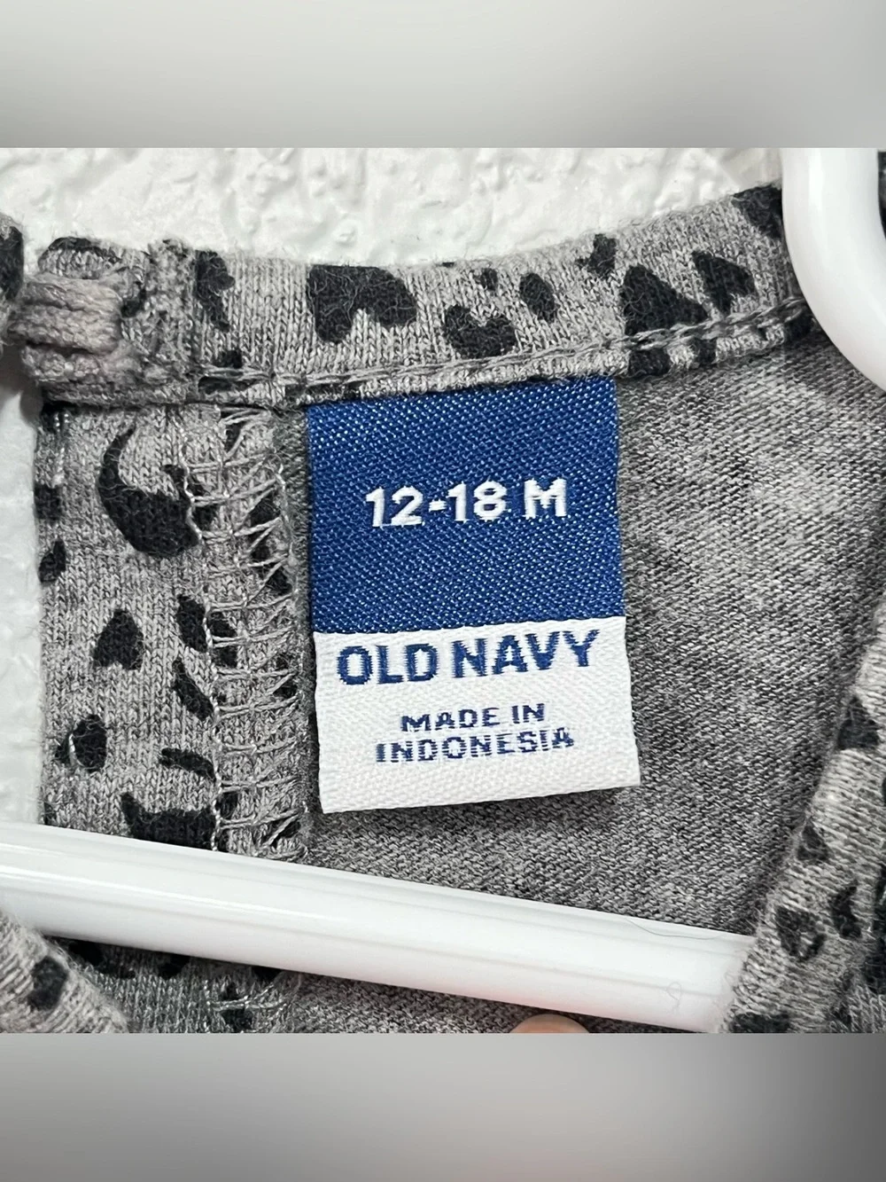 Old Navy long-sleeve printed romper for babies size 12-18M